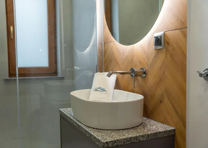 Invest Widok 800 C5 Apartment